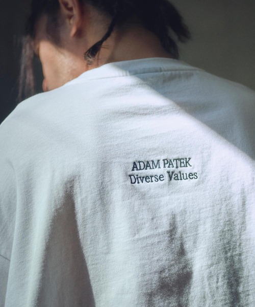 ADAM PATEK(アダムパテック)の「ADAMPATEK/basic logo long sleeve T/ロゴロングスリーブTシャツ(Tシャツ/カットソー・メンズ・ホワイト/ブラック/パープル/オレンジ・1/2)」の6枚目の写真