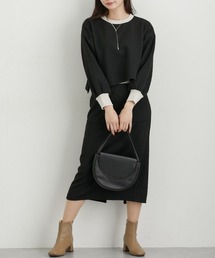 配色デザイン上下セットアップ（トレーナー＋ナロースカート）