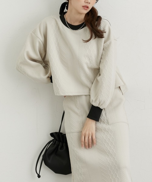 nissen（ニッセン）の「配色デザイン上下セットアップ（トレーナー＋ナロースカート）（セットアップ・レディース・ブラック/アイボリー・M/L）」の8枚目の写真