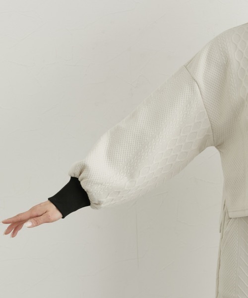 nissen（ニッセン）の「配色デザイン上下セットアップ（トレーナー＋ナロースカート）（セットアップ・レディース・ブラック/アイボリー・M/L）」の21枚目の写真