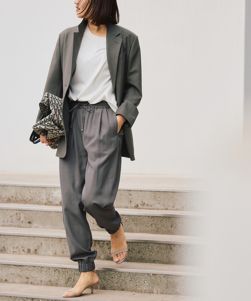 VERMEIL par iena（ヴェルメイユパーイエナ）の「《追加》TAILORED ジャケット（テーラードジャケット・レディース・チャコールグレー/カーキ・38/40）」の3枚目の写真