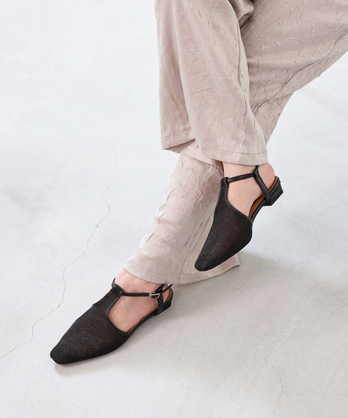 menue(メヌエ)の「メッシュ Tストラップ変形ヒールサンダル(サンダル・レディース・ブラック/シルバー・SS/S/M/L/LL/3L)」の4枚目の写真