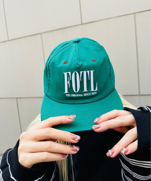 FRUIT OF THE LOOM(フルーツオブザルーム)の「FRUIT OF THE LOOM / FTL EX ACCENT STITCH CAP / 80971800(キャップ・レディース・ホワイト/グリーン/ブラウン/ブラック・FREE)」の4枚目の写真