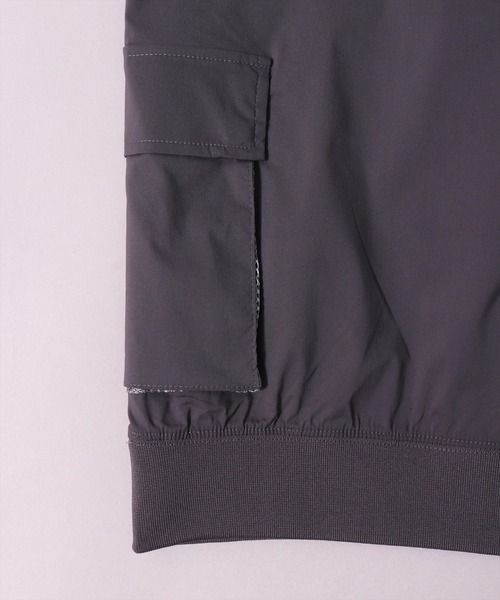 LUXE/R GOLF(ラグジュ ゴルフ)の「(RM)【LUXE/R GOLF】ストレッチ クロス パネル切り替え カーゴポケット プルオーバー 半袖 シャツ(Tシャツ/カットソー・メンズ・ベージュ/ブラック/オフホワイト/チャコールグレー・L/XL/M)」の16枚目の写真