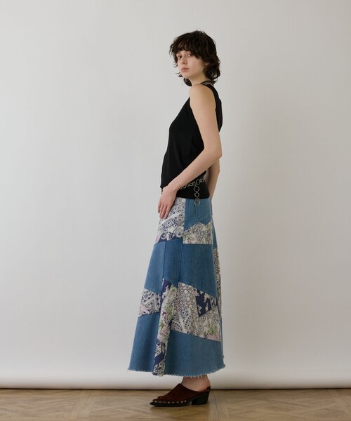 GRACE CONTINENTAL（グレースコンチネンタル）の「スカーフコンビデニムスカート（デニムスカート・レディース・ベージュ/ネイビー・38/36）」の9枚目の写真