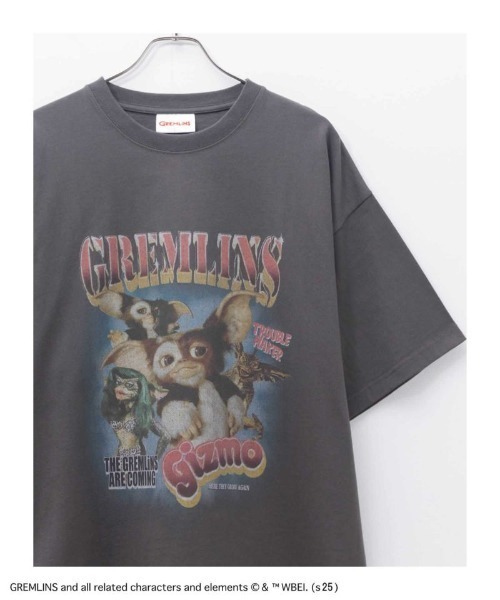 Mac-House(マックハウス)の「【GREMLINS / グレムリン】ラップTシャツ(Tシャツ/カットソー・メンズ・ブラック/ホワイト/チャコールグレー/グリーン・M/L/XL)」の3枚目の写真