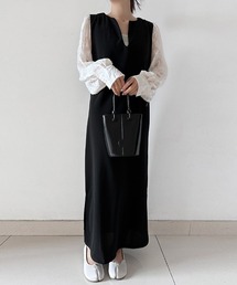 ドッキングシアーキーネックワンピース