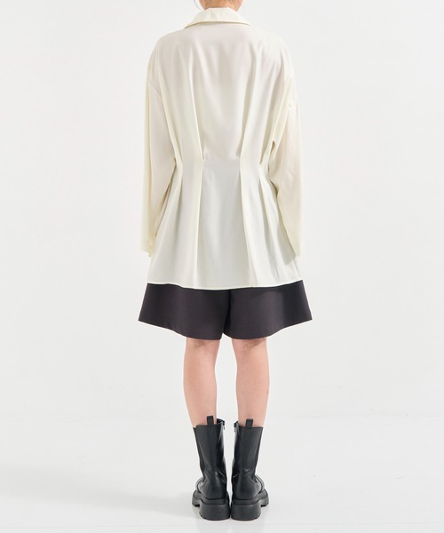 CITY TOKYO（シティトウキョウ）の「Back Tuck Arrangement Shirt/バックタックアレンジメントシャツ（シャツ/ブラウス・レディース・ブラック/ホワイト・FREE）」の12枚目の写真