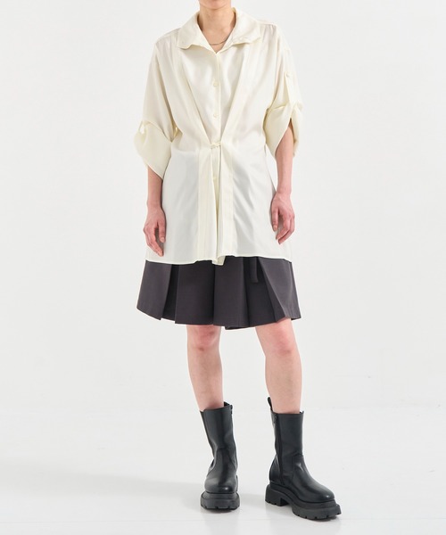 CITY TOKYO（シティトウキョウ）の「Back Tuck Arrangement Shirt/バックタックアレンジメントシャツ（シャツ/ブラウス・レディース・ブラック/ホワイト・FREE）」の8枚目の写真