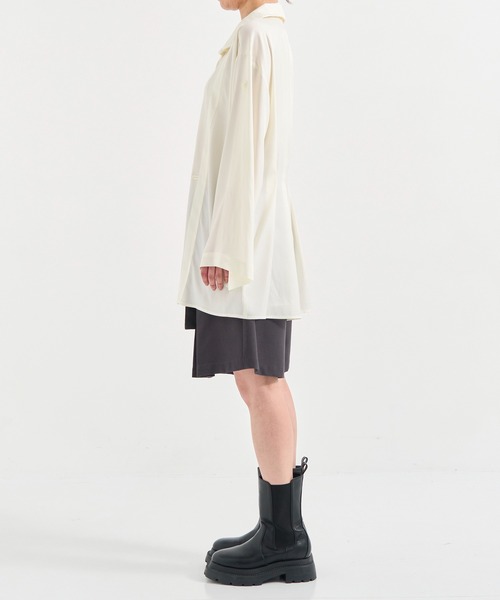 CITY TOKYO（シティトウキョウ）の「Back Tuck Arrangement Shirt/バックタックアレンジメントシャツ（シャツ/ブラウス・レディース・ブラック/ホワイト・FREE）」の11枚目の写真