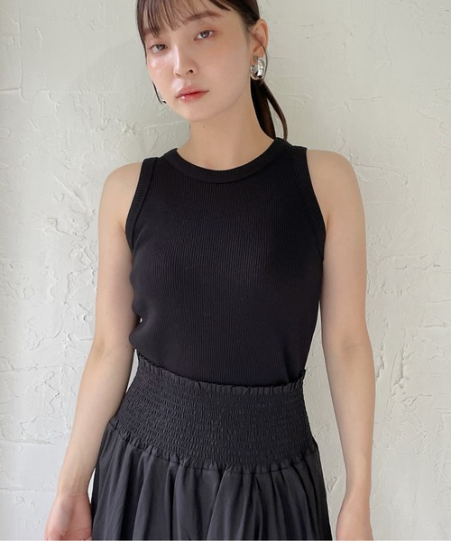 StyleSea（スタイルシー）の「リブタンクトップ（タンクトップ・レディース・ブラック/ベージュ/オフホワイト/グレイッシュベージュ・FREE）」の12枚目の写真