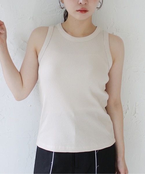StyleSea（スタイルシー）の「リブタンクトップ（タンクトップ・レディース・ブラック/ベージュ/オフホワイト/グレイッシュベージュ・FREE）」の16枚目の写真