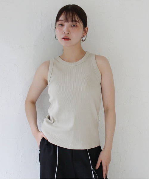StyleSea（スタイルシー）の「リブタンクトップ（タンクトップ・レディース・ブラック/ベージュ/オフホワイト/グレイッシュベージュ・FREE）」の20枚目の写真