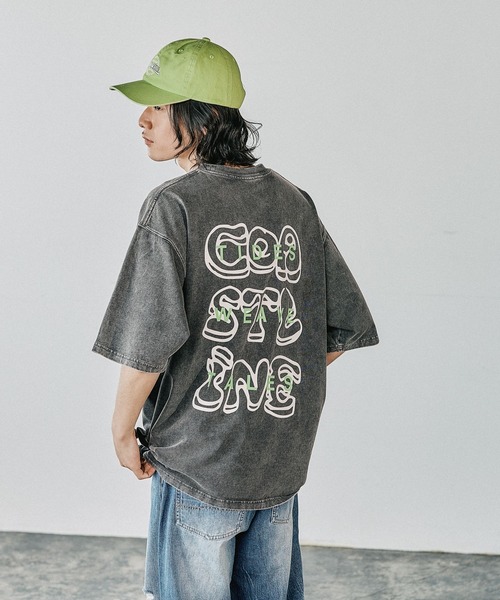 BAYFLOW（ベイフロー）の「[POPなプリントが可愛い]SUNSETバックプリント半袖Tシャツ（Tシャツ/カットソー・メンズ・オフホワイト/ブルー/チャコール/グリーン/ピンク・LARGE/MEDIUM）」の2枚目の写真