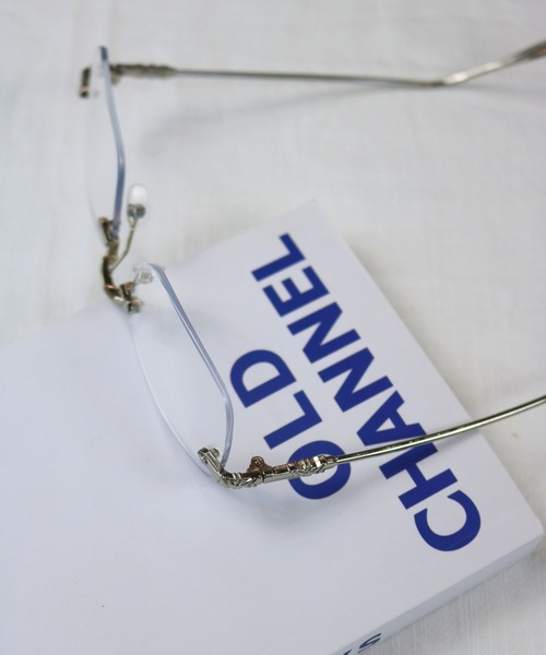 UP START（アップスタート）の「【sevens】細フレームY2Kメガネ（メガネ・レディース・クリア・FREE）」の3枚目の写真