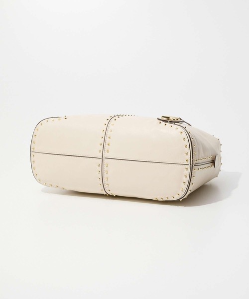 MICHAEL KORS(マイケルコース)の「MICHAEL KORS Astor Large Studded Leather Tote Bag マイケルコース アスター ラージ スタデッド レザートートバッグ(トートバッグ・レディース・ブラウン系/ベージュ・FREE)」の7枚目の写真
