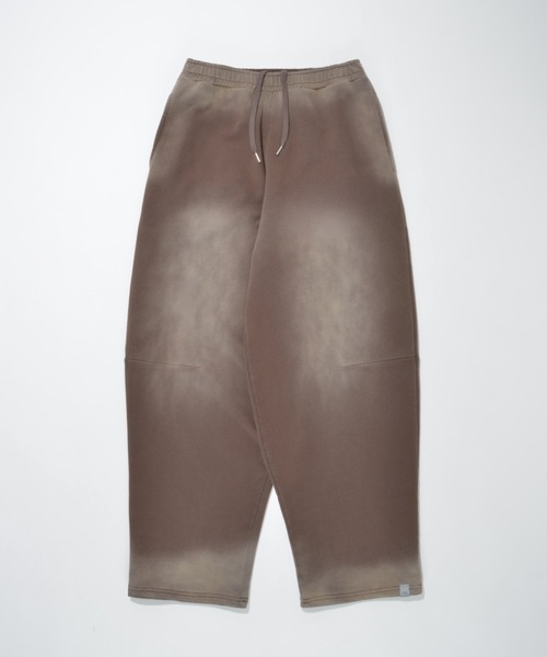 SUPERTHANKS(スーパーサンクス)の「オーバーダイ加工サイドタックワイドパンツ/Sun faded Sweat Side-tuck Wide Pants(スウェットパンツ・メンズ・ブラック/ブラウン・S/M/L)」の2枚目の写真