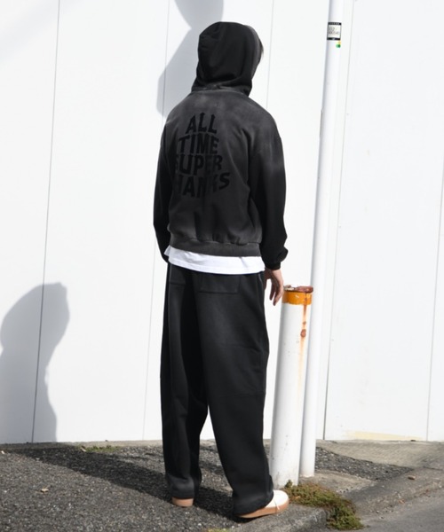 SUPERTHANKS(スーパーサンクス)の「オーバーダイ加工サイドタックワイドパンツ/Sun faded Sweat Side-tuck Wide Pants(スウェットパンツ・メンズ・ブラック/ブラウン・S/M/L)」の6枚目の写真