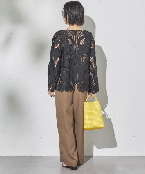 Doux archives（ドゥアルシーヴ）の「かぎ針レースカーディガン（カーディガン/ボレロ・レディース・アイボリー/ブラック・FREE）」の13枚目の写真