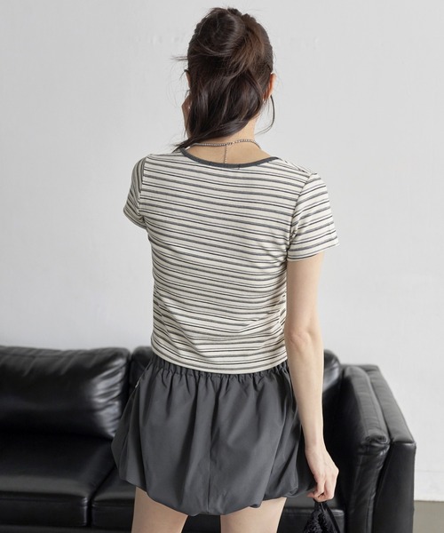 UNE MANSION(ユヌマンション)の「ラウンドネックバイカラーストライプセミクロップド半袖Tシャツカットソー(Tシャツ/カットソー・レディース・グレー/アイボリー/レッド/ベージュ・FREE)」の19枚目の写真