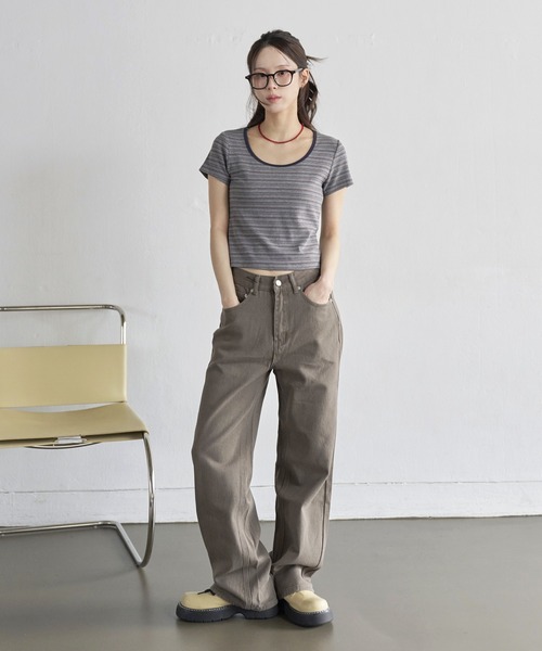 UNE MANSION(ユヌマンション)の「ラウンドネックバイカラーストライプセミクロップド半袖Tシャツカットソー(Tシャツ/カットソー・レディース・グレー/アイボリー/レッド/ベージュ・FREE)」の20枚目の写真