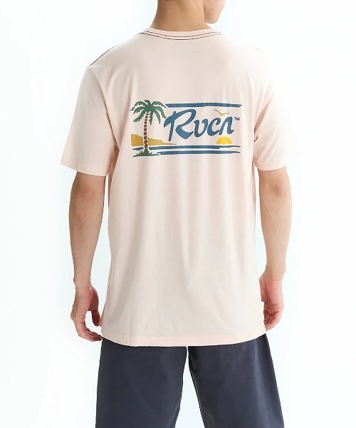 RVCA(ルーカ)の「RVCA メンズ 【EXOTICA】 EXOTICA SS Tシャツ 【2025年夏モデル】/ルーカバックプリント半袖Tシャツ(Tシャツ/カットソー・メンズ・オフホワイト/ピンク系その他・SMALL/MEDIUM/X-LARGE/LARGE)」の7枚目の写真