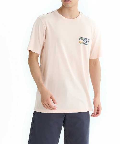 RVCA(ルーカ)の「RVCA メンズ 【EXOTICA】 EXOTICA SS Tシャツ 【2025年夏モデル】/ルーカバックプリント半袖Tシャツ(Tシャツ/カットソー・メンズ・オフホワイト/ピンク系その他・SMALL/MEDIUM/X-LARGE/LARGE)」の10枚目の写真