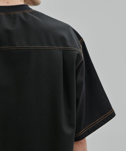 UNITED TOKYO(ユナイテッドトウキョウ)の「コントラストステッチドッキングTシャツ(シャツ/ブラウス・メンズ・ホワイト/ブラック・1/2)」の11枚目の写真