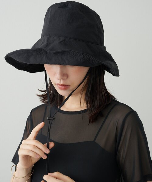 Omekashi(オメカシ)の「ナイロンハット(ハット・レディース・ホワイト/ブラック・FREE)」の2枚目の写真