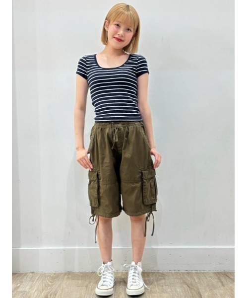 GAP（ギャップ）の「イージーカーゴ ロングライン ショートパンツ（カーゴパンツ・レディース・カーキ/オフホワイト・S/XS/M/L/XXS）」の11枚目の写真