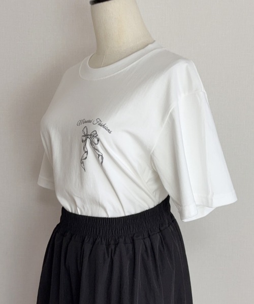 shoppinggo(ショッピングゴー)の「リボンロゴTシャツ(Tシャツ/カットソー・レディース・ホワイト・M)」の6枚目の写真