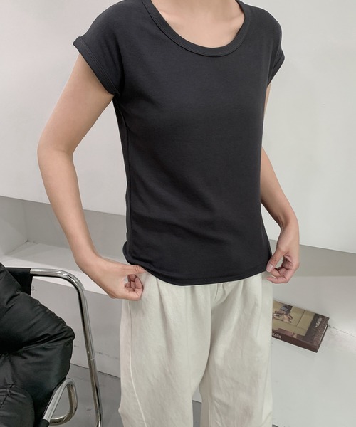 LOWO(ロワ)の「フレンチスリーブTシャツ カットソー(Tシャツ/カットソー・レディース・ホワイト/チャコールグレー/ブラック・FREE)」の7枚目の写真