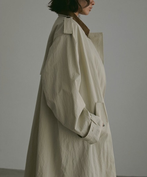 ETRE TOKYO(エトレトウキョウ)の「フードストールロングトレンチコート(トレンチコート・レディース・ベージュ/チェック/ライトベージュ・S/M)」の10枚目の写真