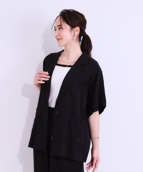 Cutie Blonde(キューティーブロンド)の「【セットアップ可能/ひんやり/吸水速乾】サッカーストライプ テーラードカラーシャツジャケット(テーラードジャケット・レディース・ネイビー系2/ブラック系2/ブラウン系その他3・03/04/02/01)」の22枚目の写真