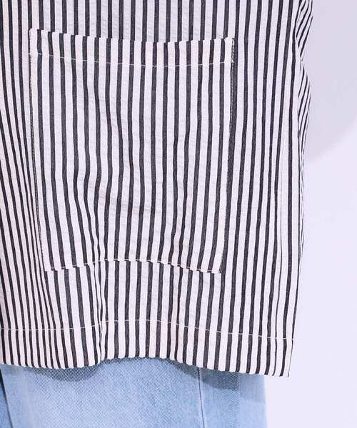 Cutie Blonde(キューティーブロンド)の「【セットアップ可能/ひんやり/吸水速乾】サッカーストライプ テーラードカラーシャツジャケット(テーラードジャケット・レディース・ネイビー系2/ブラック系2/ブラウン系その他3・03/04/02/01)」の7枚目の写真