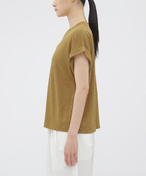 MARGARET HOWELL(マーガレットハウエル)の「LINEN JERSEY TOP(Tシャツ/カットソー・レディース・イエロー系その他3/ブラック・2)」の12枚目の写真