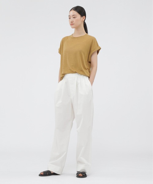 MARGARET HOWELL(マーガレットハウエル)の「LINEN JERSEY TOP(Tシャツ/カットソー・レディース・イエロー系その他3/ブラック・2)」の5枚目の写真