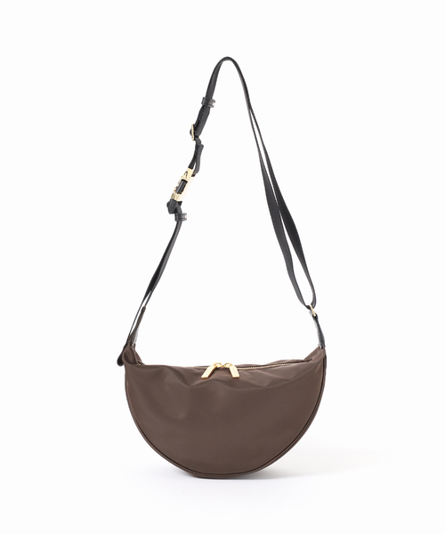 Spick & Span（スピックアンドスパン）の「《WEB限定 / 追加》VIOLAd’ORO / ヴィオラドーロ BIANCAナイロンショルダー（ショルダーバッグ・レディース・ブラウン/ブラック・FREE）」の6枚目の写真