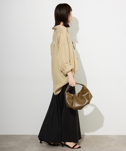 SLOBE IENA(スローブイエナ)の「《セットアップ対応可》製品染めシャツ(シャツ/ブラウス・レディース・グレー/カーキ/ベージュ・FREE)」の18枚目の写真