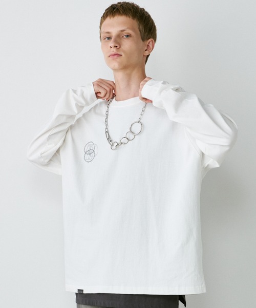 AIVER（アイバー）の「AIVER　エラープリントL/S TEE（Tシャツ/カットソー・メンズ・ブラック/ホワイト/チャコールグレー・LARGE/MEDIUM/SMALL）」の4枚目の写真