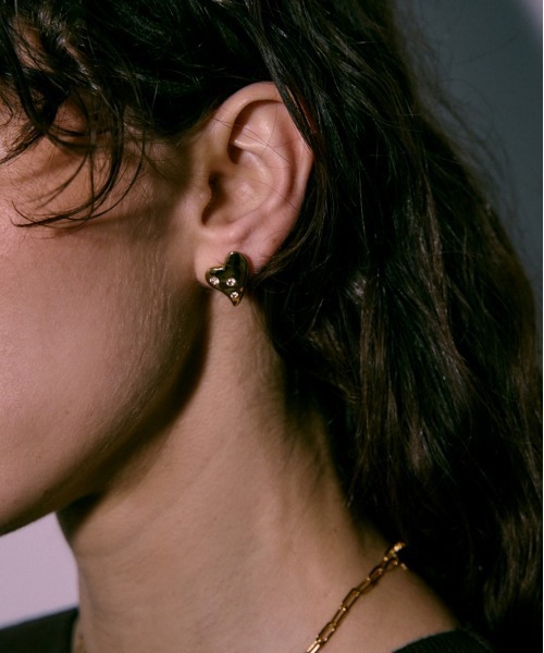 LAPUIS(ラピュイ)の「LAPUIS(ラピュイ) Garden Heart pierced earrings(ピアス(両耳用)・レディース・シルバー/ゴールド・FREE)」の10枚目の写真
