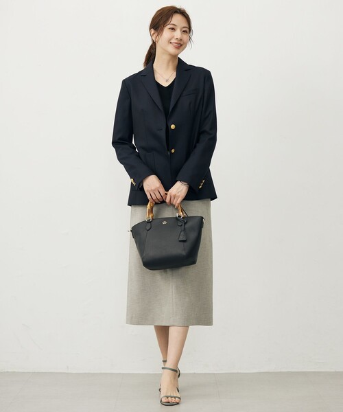 J.PRESS Ladies（J.プレス レディス）の「【人気のため新色追加】PRINCE Vネック ニット（ニット/セーター・レディース・イエロー系/ブラック系/ダルブルー系/ピンク系/ライトグレー系/ベージュ系/ピンク系2/ライトグリーン/ふじ色系・SMALL）」の12枚目の写真