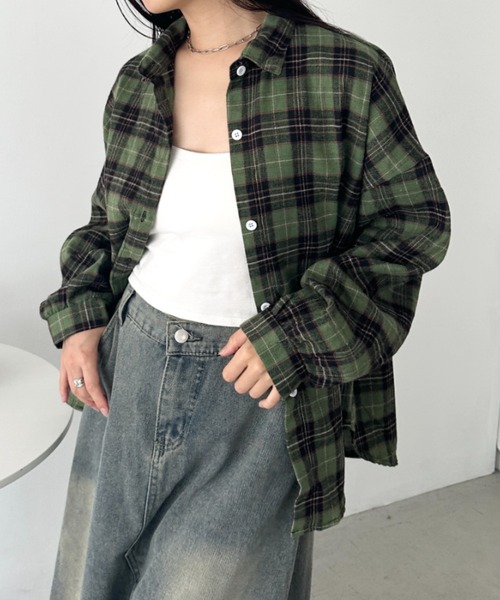 CLEA（クレア）の「ルーズシルエットチェックネルシャツ（シャツ/ブラウス・レディース・イエロー/ベージュ/ネイビー/レッド/グリーン/ピンク/ブラック/イエロー系その他/ライトブルー/ピンク系その他・FREE）」の4枚目の写真