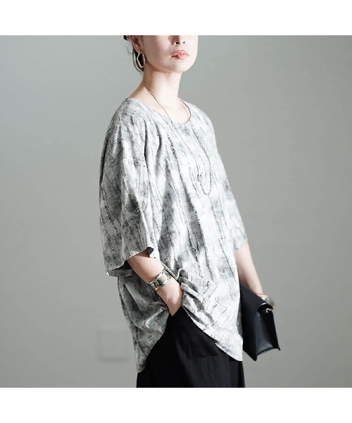 GOLDJAPAN(ゴールドジャパン)の「ムラ染めクラッシュ加工BIGTシャツ【大きいサイズ対応】(Tシャツ/カットソー・レディース・グレー/ブラック・LL~3L/4L~5L)」の13枚目の写真