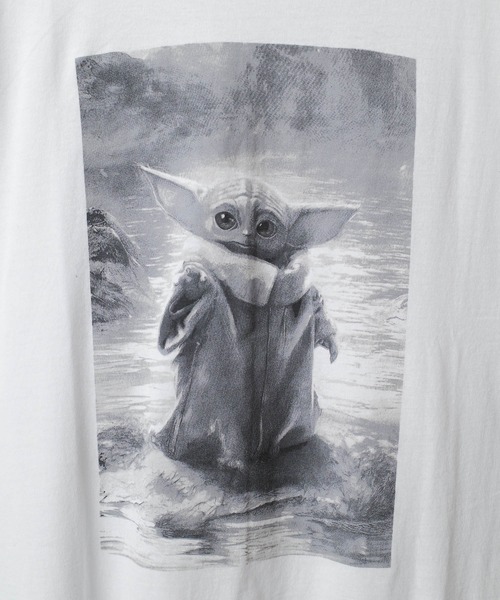ROCK-OFF(ロックオフ)の「【ROCK-OFF】【3】STAR WARS GROGU B&W T-SHIRTS(Tシャツ/カットソー・メンズ・ホワイト・LARGE/X-LARGE/MEDIUM)」の5枚目の写真