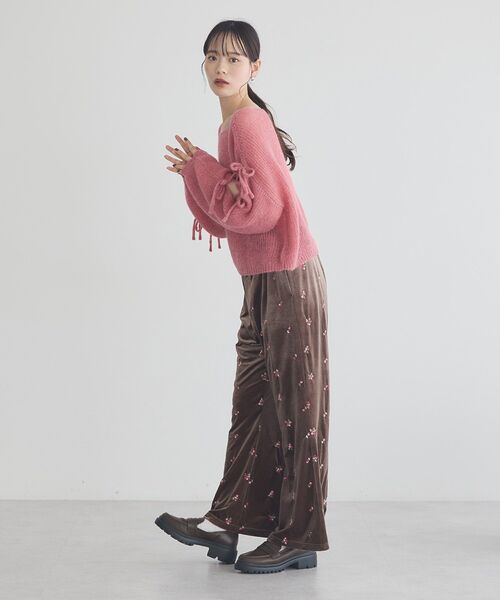 earth music&ecology（アースミュージックアンドエコロジー）の「ベロアフレアパンツ（その他パンツ・レディース・ブラック/その他14/ボルドー・FREE）」の7枚目の写真