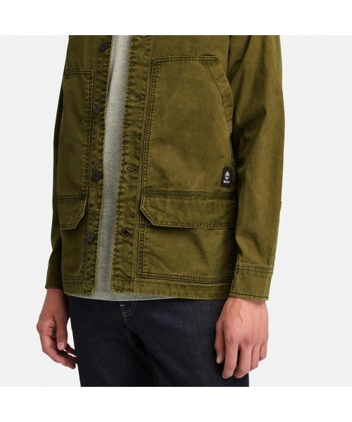 Timberland（ティンバーランド）の「ガーメント ダイ オックスフォード ユーティリティ オーバーシャツ メンズ（シャツ/ブラウス・メンズ・ダークオリーブ・LARGE/MEDIUM/SMALL/X-LARGE）」の3枚目の写真