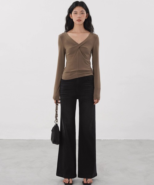 セール】ツイストフロントトップス EM25a054【EIGHTHMONTH】（Tシャツ