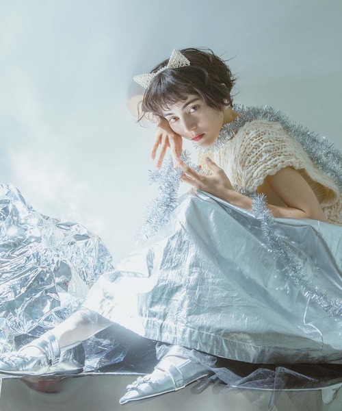 Three Four Time（ｽﾘｰﾌｫｰﾀｲﾑ）の「パールネコミミカチューシャ（カチューシャ・レディース・アイボリー・FREE）」の7枚目の写真