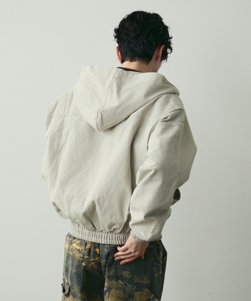 Shoowtime（ショウタイム）の「Short-Length Duck Canvas Hooded Blouson / ショート丈ダックフーデッドブルゾン（ブルゾン・メンズ・アイボリー/ブラック・MEDIUM/LARGE/X-LARGE）」の11枚目の写真